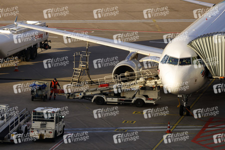 Auswirkungen des Coronavirus auf den Flughafen Köln/Bonn