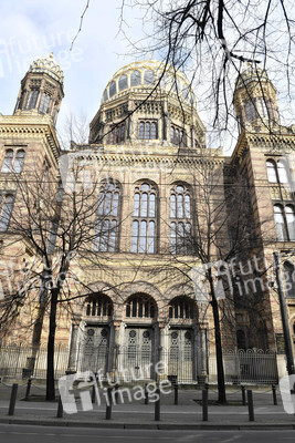 Ausflugsziele nach Schließung zum Schutz gegen die Ausbreitung des Corona-Virus in Berlin