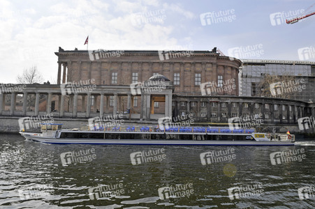 Ausflugsziele nach Schließung zum Schutz gegen die Ausbreitung des Corona-Virus in Berlin