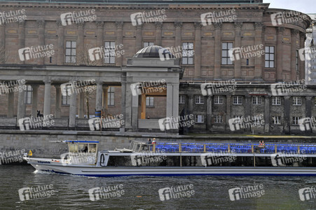 Ausflugsziele nach Schließung zum Schutz gegen die Ausbreitung des Corona-Virus in Berlin