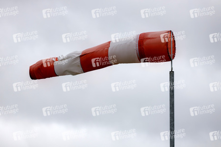 Symbolfoto Sturmwarnung