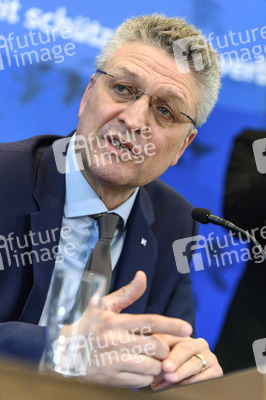 Pressebriefing desa Robert Koch Instituts in Berlin