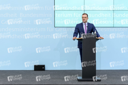 Presssekonferenz mit Jens Spahn in Berlin