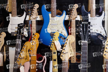 Symbolfoto Gitarren