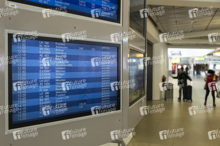 Symbolfoto Einschränkungen im Flugverkehr