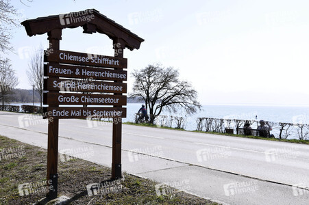 Ausgangsbeschränkungen wegen Corona-Krise in Seebruck am Chiemsee