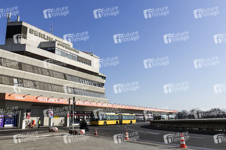 Symbolfoto Einschränkungen im Flugverkehr