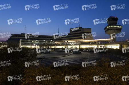 Symbolfoto Einschränkungen im Flugverkehr