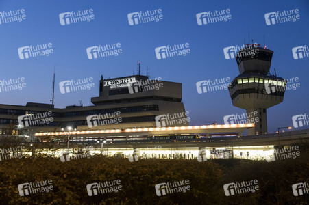 Symbolfoto Einschränkungen im Flugverkehr