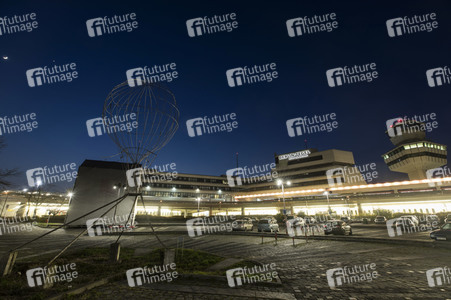 Symbolfoto Einschränkungen im Flugverkehr