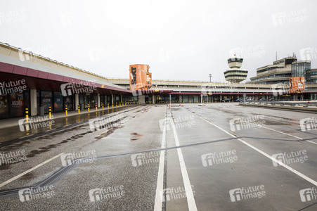Symbolfoto Einschränkungen im Flugverkehr