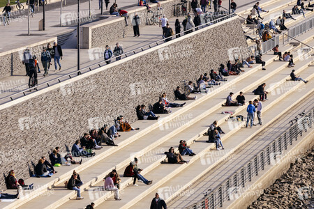 Rheinboulevard in Köln