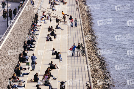 Rheinboulevard in Köln