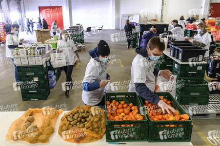 Die Berliner Tafel hilft während der Coronakrise