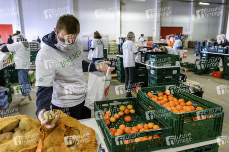 Die Berliner Tafel hilft während der Coronakrise
