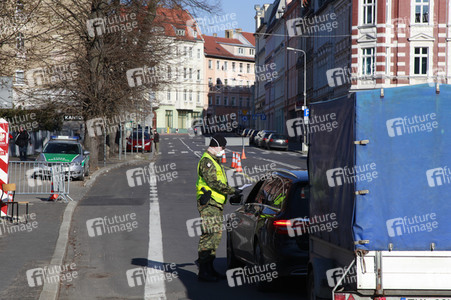 Corona-Kontrollen an der Grenze zu Polen in Görlitz