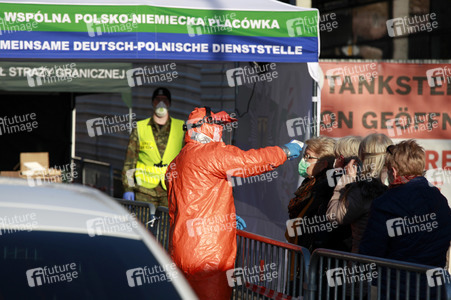 Corona-Kontrollen an der Grenze zu Polen in Görlitz