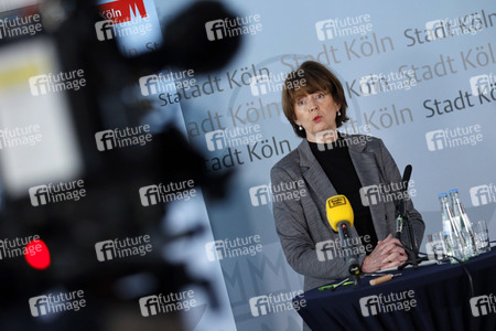 Pressekonferenz mit Henriette Reker in Köln