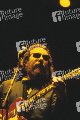 Konzert von Elvis Costello and the Rude 5 in London