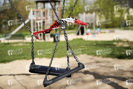 Symbolfoto Spielplatzschließung wegen Coronakrise