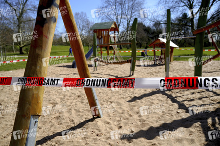 Symbolfoto Spielplatzschließung wegen Coronakrise