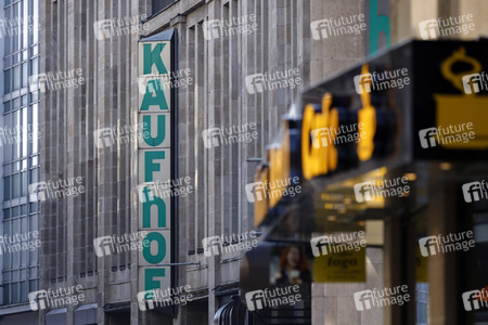 Symbolfoto Galeria Karstadt Kaufhof