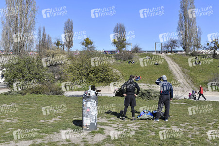 Der Mauerpark während der Corona-Krise in Berlin