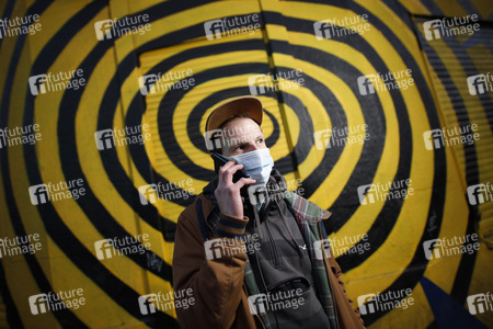 Symbolfoto Handy-Tracking