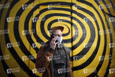 Symbolfoto Handy-Tracking