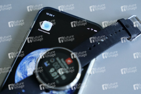 Symbolfoto Corona-Datenspende-App des RKI