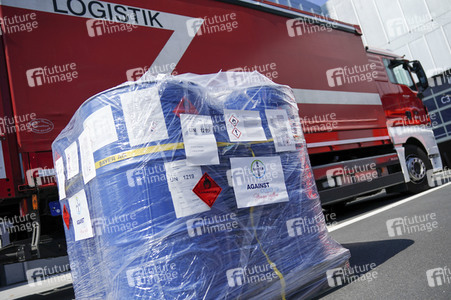 Bayer spendet Desinfektionsmittel an die Stadt Köln