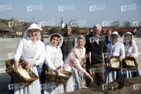 Eröffnung der Spargelsaison 2020 in Beelitz