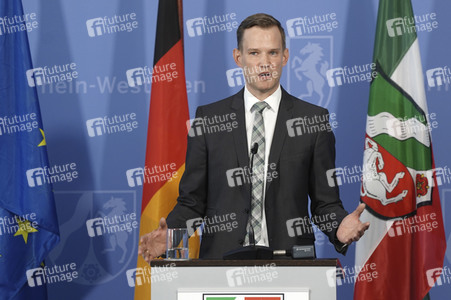 Pressekonferenz zur Covid-19 Case-Cluster-Study in Düsseldorf