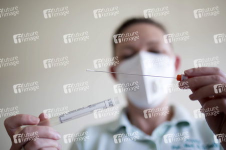 Symbolfoto Coronatest