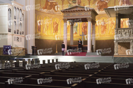 Eingeschränkter Oster-Gottesdienst wegen Corona-Krise in Potsdam