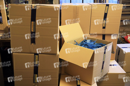 Wissenschaftsladen Potsdam e.V. druckt mit dem 3D Drucker Gesichtsschilder