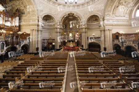 Festgottesdienst am Ostersonntag im Berliner Dom in Berlin