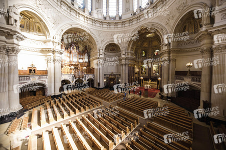 Festgottesdienst am Ostersonntag im Berliner Dom in Berlin