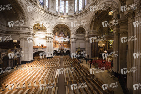 Festgottesdienst am Ostersonntag im Berliner Dom in Berlin