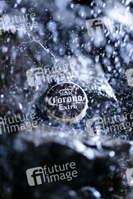 Symbolfoto Corona Extra