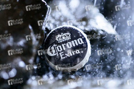 Symbolfoto Corona Extra