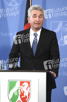 Pressekonferenz zur NRW Soforthilfe in Düsseldorf