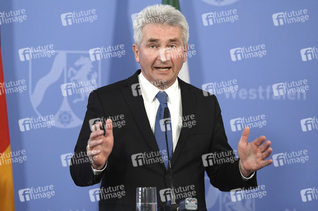 Pressekonferenz zur NRW Soforthilfe in Düsseldorf