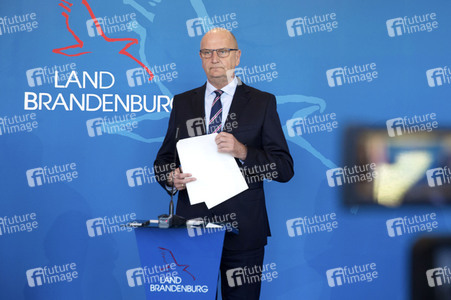 Pressekonferenz zur Eindämmungsverordnung für das Land Brandenburg in Potsdam