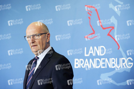 Pressekonferenz zur Eindämmungsverordnung für das Land Brandenburg in Potsdam