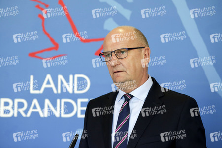 Pressekonferenz zur Eindämmungsverordnung für das Land Brandenburg in Potsdam