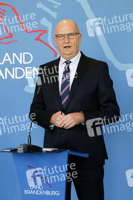 Pressekonferenz zur Eindämmungsverordnung für das Land Brandenburg in Potsdam