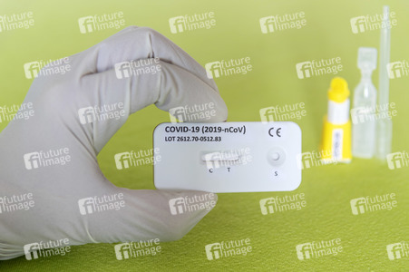 Symbolbild Antikörper-Test für Coronavirus