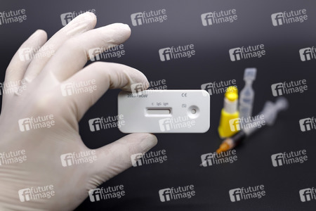 Symbolfoto Corona-Test