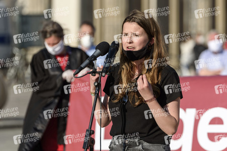 Demonstration für die Evakuierung der griechischen Flüchtlingslager in Berlin